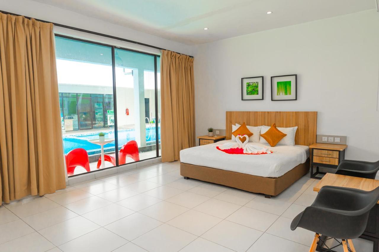 The Villa Langkawi Пантай Ченанг Екстериор снимка