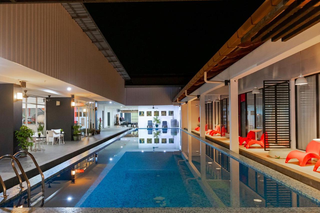 The Villa Langkawi Пантай Ченанг Екстериор снимка